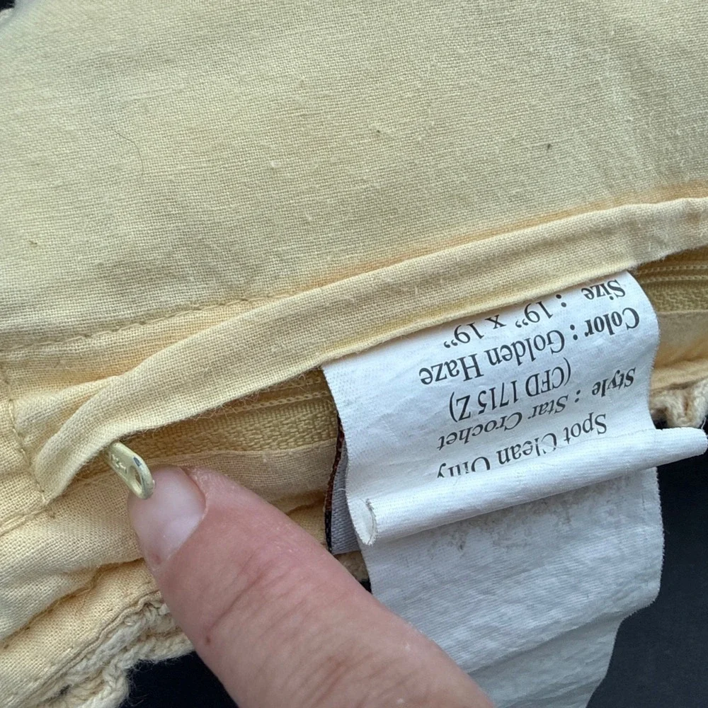 Vtg Star Crochet Devi Designs Feather Filled Pillow Back  Zipper‎ Closure